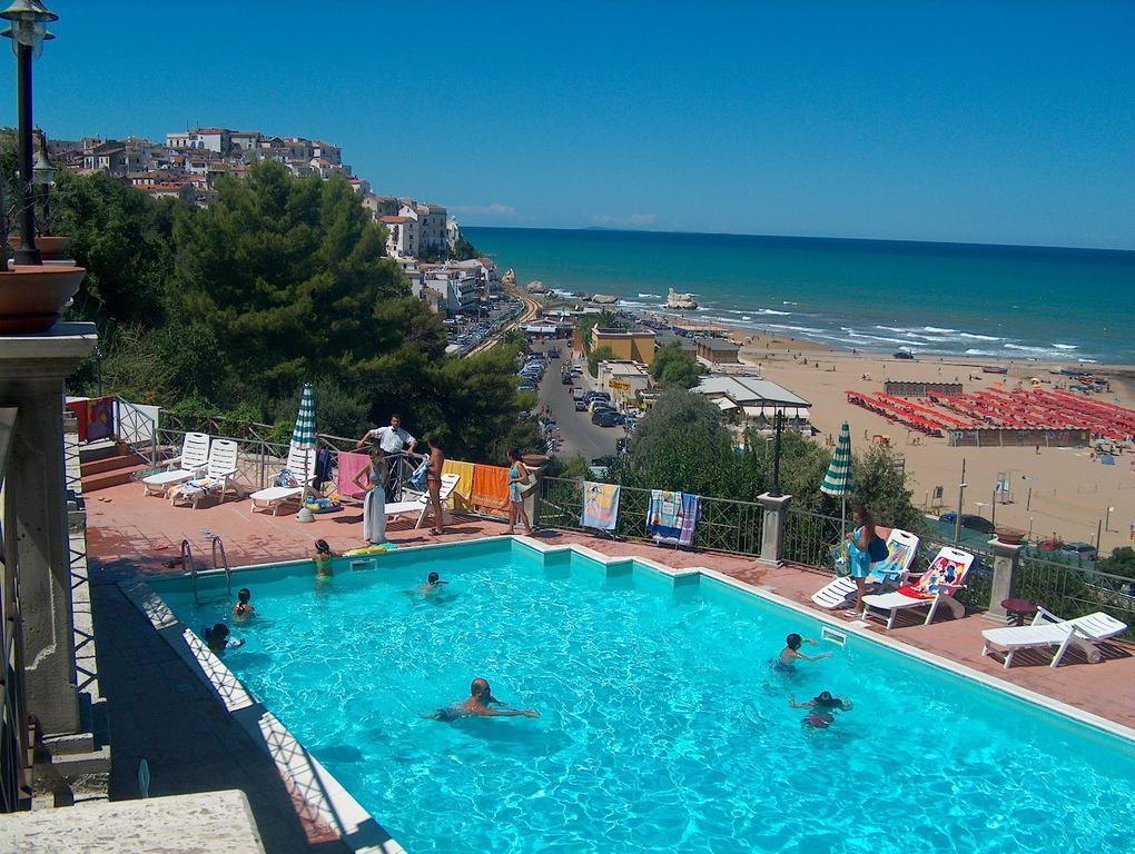 Hotel Piccolo Paradiso Di โรดิการ์กานิโก ภายนอก รูปภาพ