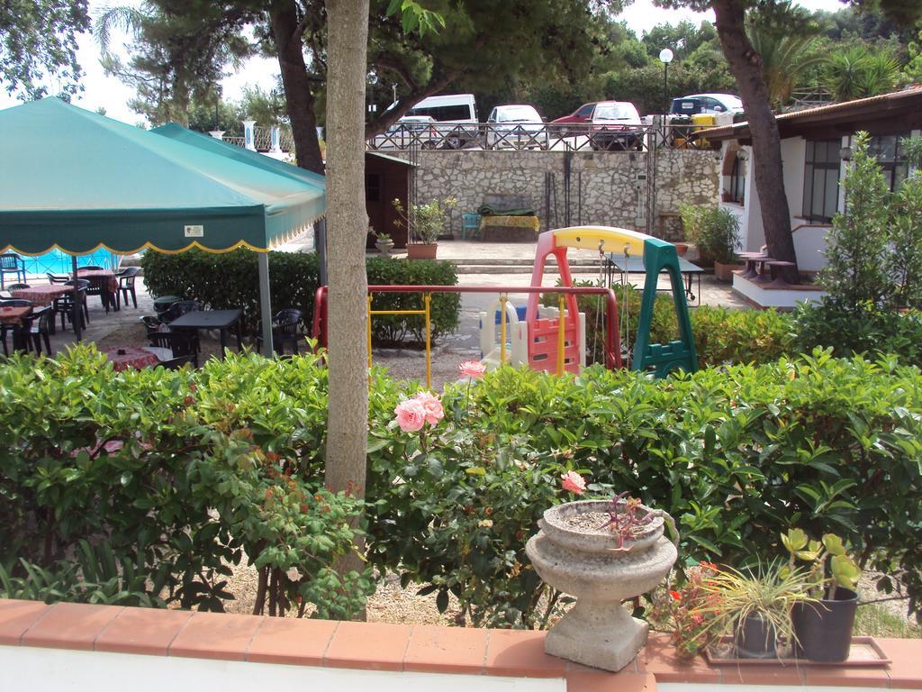Hotel Piccolo Paradiso Di โรดิการ์กานิโก ภายนอก รูปภาพ