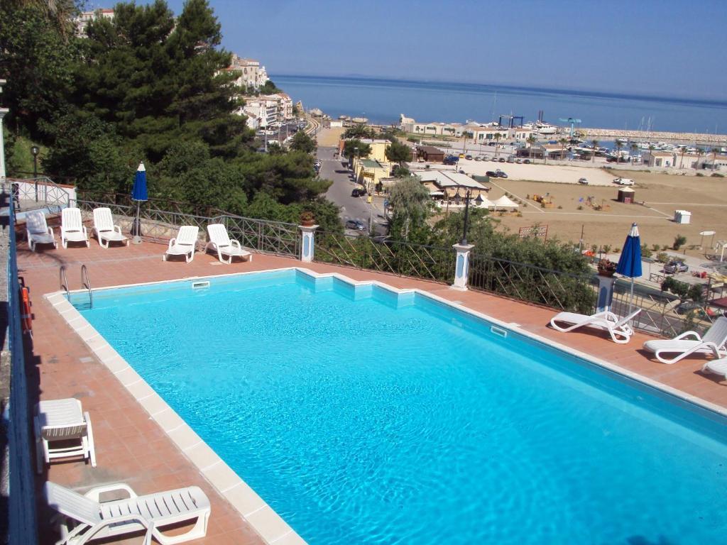Hotel Piccolo Paradiso Di โรดิการ์กานิโก ภายนอก รูปภาพ