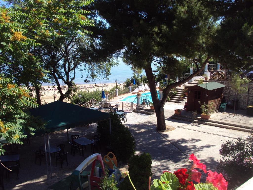 Hotel Piccolo Paradiso Di โรดิการ์กานิโก ภายนอก รูปภาพ